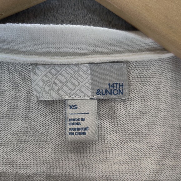 14th & Union Cardigan Women's XS White Petite New With Tags With Small Stain - Picture 5 of 7